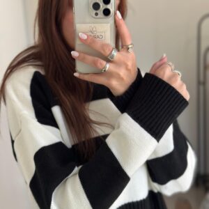 WhatsApp Image 2025-05-17 at 09.00.57 (2) Sweater Dúo Corto