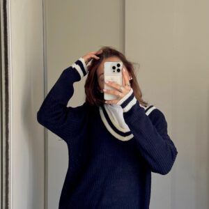 WhatsApp Image 2025-05-17 at 09.01.00 (1) Sweater Azul Profundo