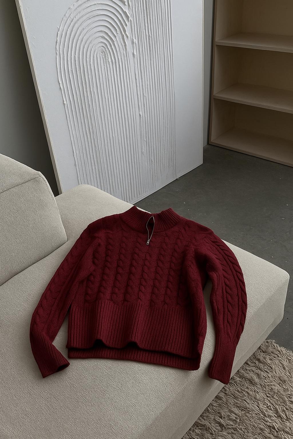 Sweater "Borgoña" con cierre